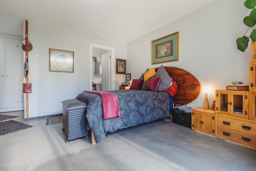 4 Bedroom Property for Sale in Denver Park Western Cape